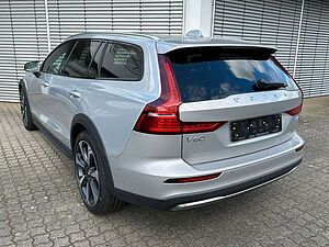 Volvo  Ultimate AWD*Bowers*Standh*AHZV